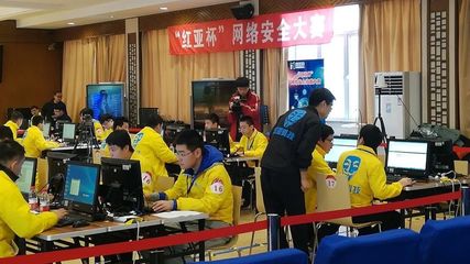 上海商業(yè)會(huì)計(jì)學(xué)校中本貫通專(zhuān)業(yè) 培養(yǎng)網(wǎng)絡(luò)技術(shù)服務(wù)精英的搖籃
